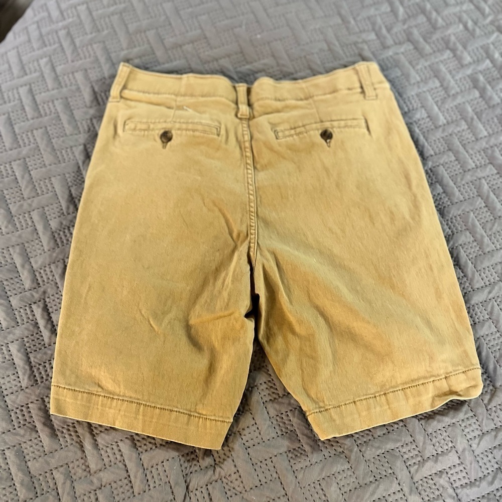 Shorts - Picture 3 of 6